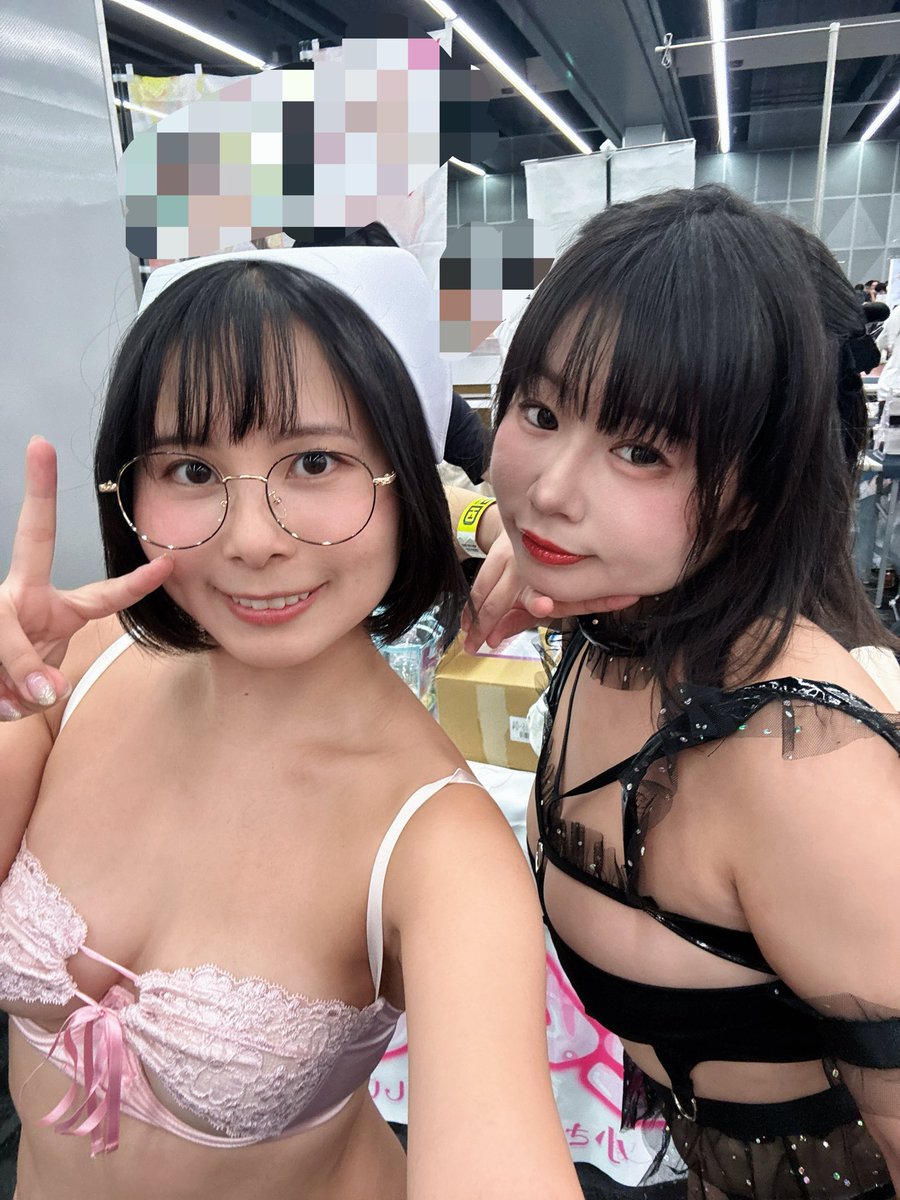 ooo0914ooo's tweet photo. コスホリで撮ったお写真📸
みんないつもありがと😍💖

🌈にじみん
しおん共和国
ツジ・ルイス
宇城ありさ https://t.co/3BYotihnSm