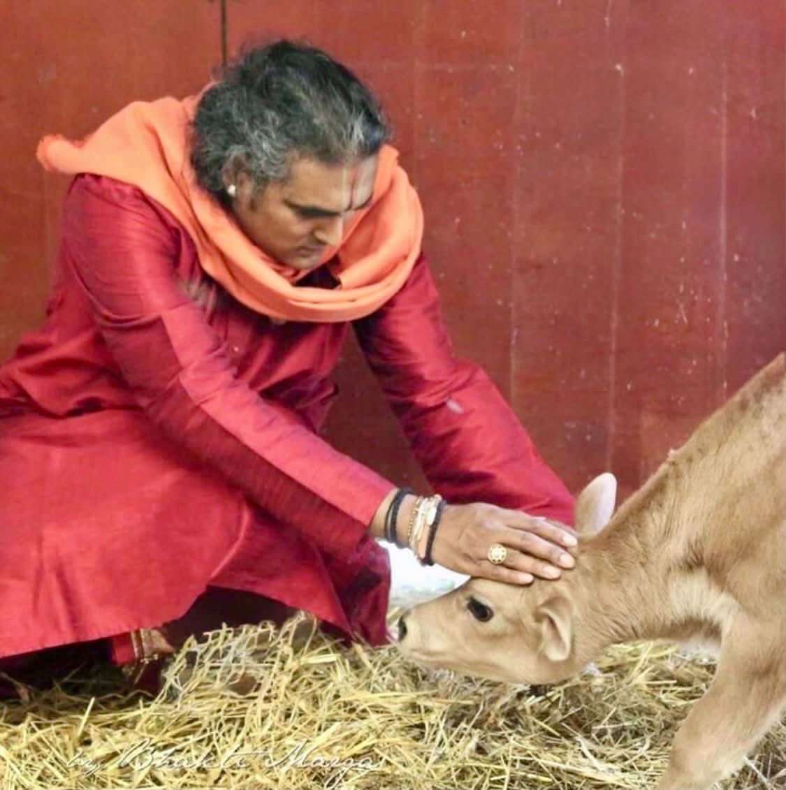 hemtart's tweet photo. @vishwananda Jai Jai Ram Krishna Hari ❤️ https://t.co/HPT4nHKAwr