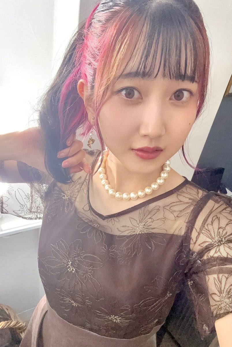 a_yabushima's tweet photo. #VOICEスタイル
本日発売です🌟
秋っぽいお衣装に着たことがないかっこ可愛いお衣装まで…。
ボイスタさんの撮影は、楽しくて安心感があってあっという間で大好きな空間です！
ぜひ感想等、タグをつけて教えてください〜☺️
不安定な天候なので受け取りの際はお気をつけ下さいね！

#ボイスタ https://t.co/3LjXGEg2Cf