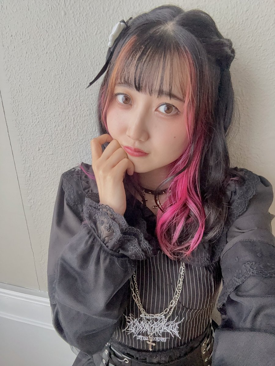 a_yabushima's tweet photo. #VOICEスタイル
本日発売です🌟
秋っぽいお衣装に着たことがないかっこ可愛いお衣装まで…。
ボイスタさんの撮影は、楽しくて安心感があってあっという間で大好きな空間です！
ぜひ感想等、タグをつけて教えてください〜☺️
不安定な天候なので受け取りの際はお気をつけ下さいね！

#ボイスタ https://t.co/3LjXGEg2Cf