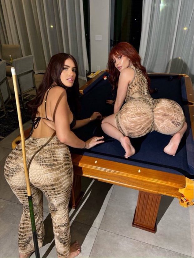 shapeshift1brat's tweet photo. Dm me for a session. Give up ur weakness or crush and let me ruin u for her. I’ll help u go so so dumb🤭 

#cuck #wankchat #hotwife #nsfw #nsfwtwt #bbc #bnwo #findom #horny #goon #gooner #feargasm #catfish #scam egirls feet humiliation gym brats scamfetish scamass shapeshift https://t.co/1Udocs1gO2