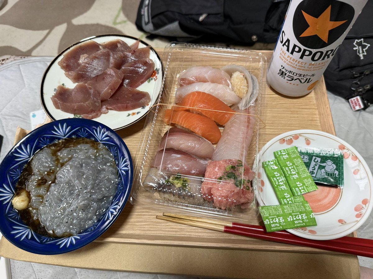 Sports_kansen1's tweet photo. すずねこへ
おいしいのおさかなセンターで買ってきたよ‼️
あ、ごめんビール飲みます。 https://t.co/P36R59Xc6q