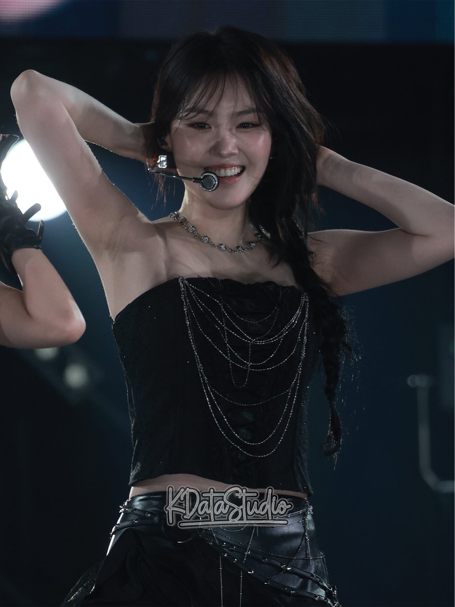 KDataStudio's tweet photo. 260926 Chaehyun at SBI MUSIC CIRCUS in HOKKAIDO, JAPAN

#CHAEHYUN #채현 #Kep1er #케플러 #KPOP

More in the comments ⬇️ https://t.co/JO6kToCpww