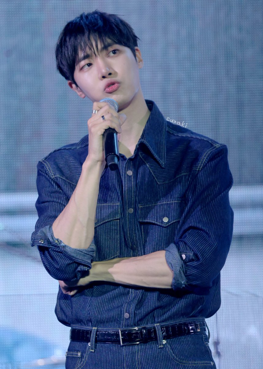 cuxaki's tweet photo. 260627 #추영우 #추프라이즈 

귀여운 뿌영우 보고 가세요 〰️〰️ 😗 https://t.co/TMkUx0V5tq
