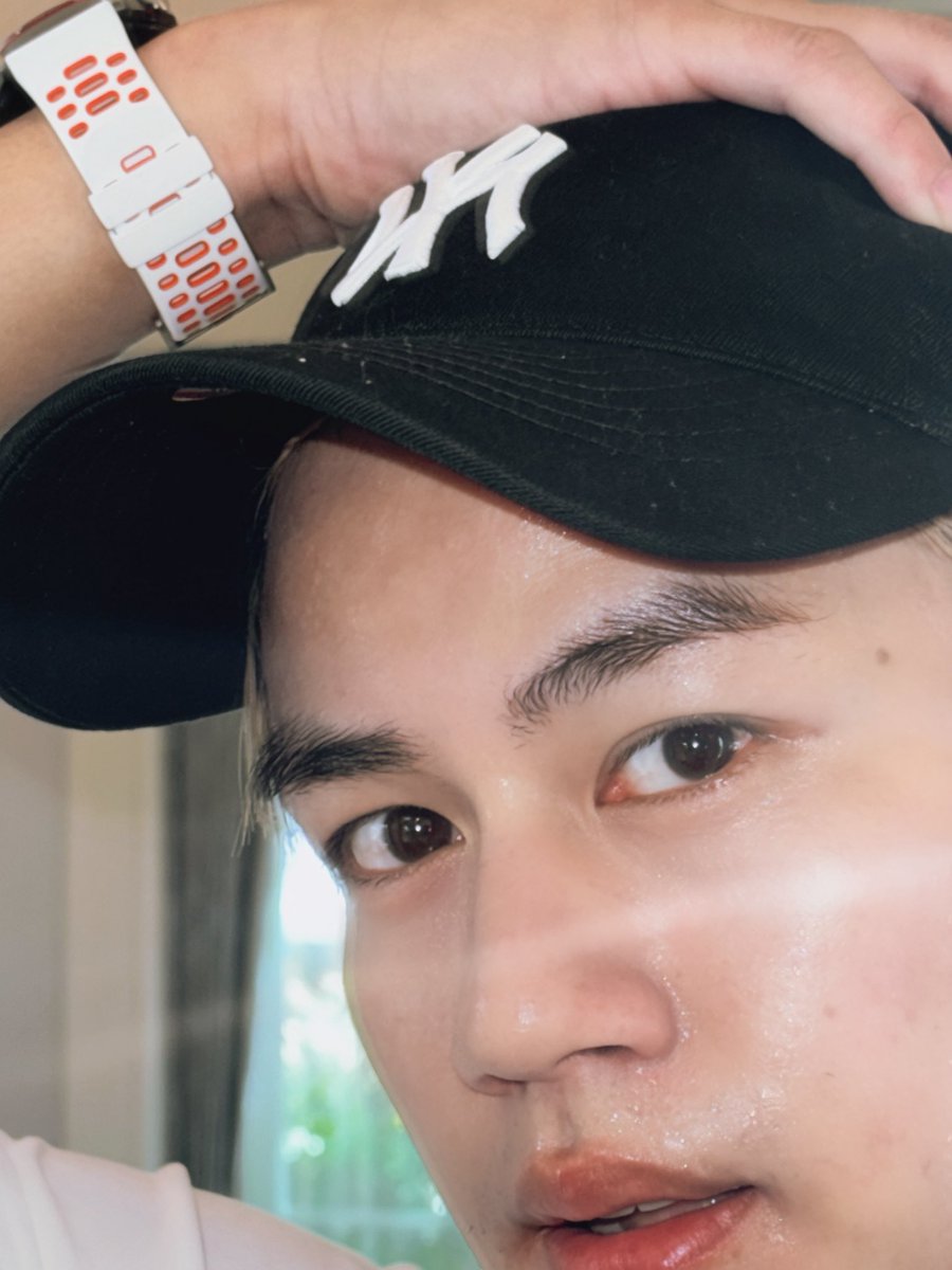 oat_psk's tweet photo. วิ่งอ่ะได้เหงื่อ วันไหนถ้าเธอเบื่อก็มาหาเราได้นะ 💜

#OatPasakorn https://t.co/2CrKursQSe