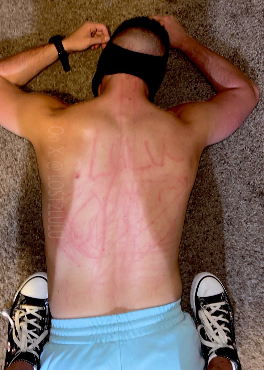 lost2lulu's tweet photo. Sc@r his back w ur name https://t.co/aIRUXcGiQM