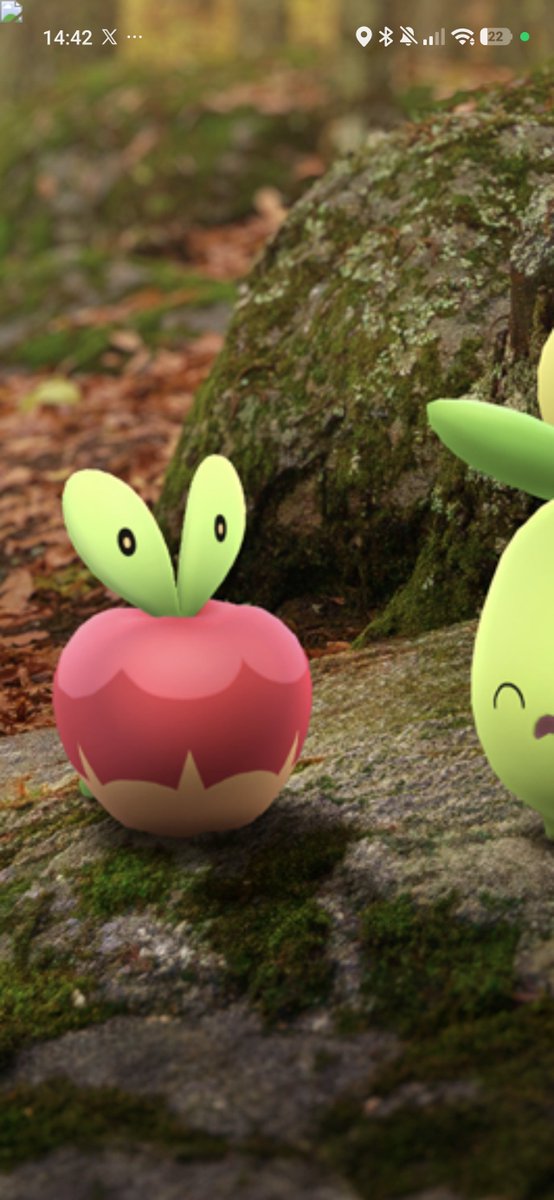mackey_monst's tweet photo. なんかポケGOのイベントのところ開いたらこの画面になって、情報見れないんだけど僕だけ？ https://t.co/erHRBXOmBV