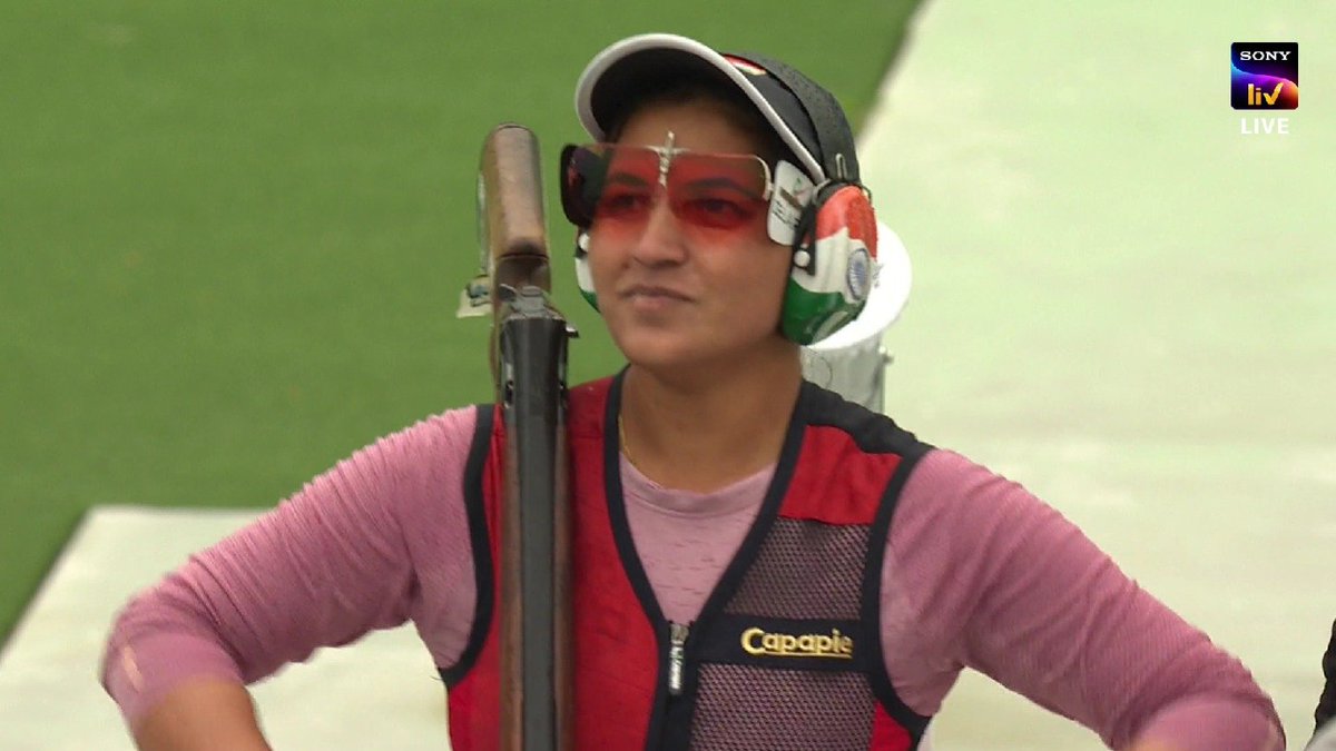 SportsArena1234's tweet photo. 🚨 HISTORY MADE! HISTORY MADE! HISTORY MADE!🚨🇮🇳🔥

NEERU WINS GOLD IN WOMEN’S TRAP! 🥇🔫

🇮🇳 INDIA’S FIRST-EVER ASIAN GAMES MEDAL IN WOMEN’S TRAP!

Neeru produced a sensational 28/30 in an extremely tough final to claim GOLD🥇

5th🥇 for India

WHAT A PERFORMANCE BY NEERU! 🔥 https://t.co/jaA6WzPCb8