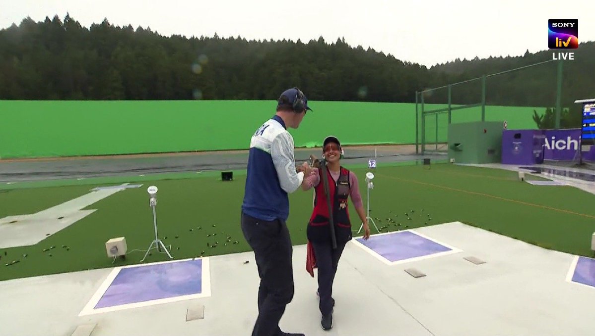 SportsArena1234's tweet photo. 🚨 HISTORY MADE! HISTORY MADE! HISTORY MADE!🚨🇮🇳🔥

NEERU WINS GOLD IN WOMEN’S TRAP! 🥇🔫

🇮🇳 INDIA’S FIRST-EVER ASIAN GAMES MEDAL IN WOMEN’S TRAP!

Neeru produced a sensational 28/30 in an extremely tough final to claim GOLD🥇

5th🥇 for India

WHAT A PERFORMANCE BY NEERU! 🔥 https://t.co/jaA6WzPCb8