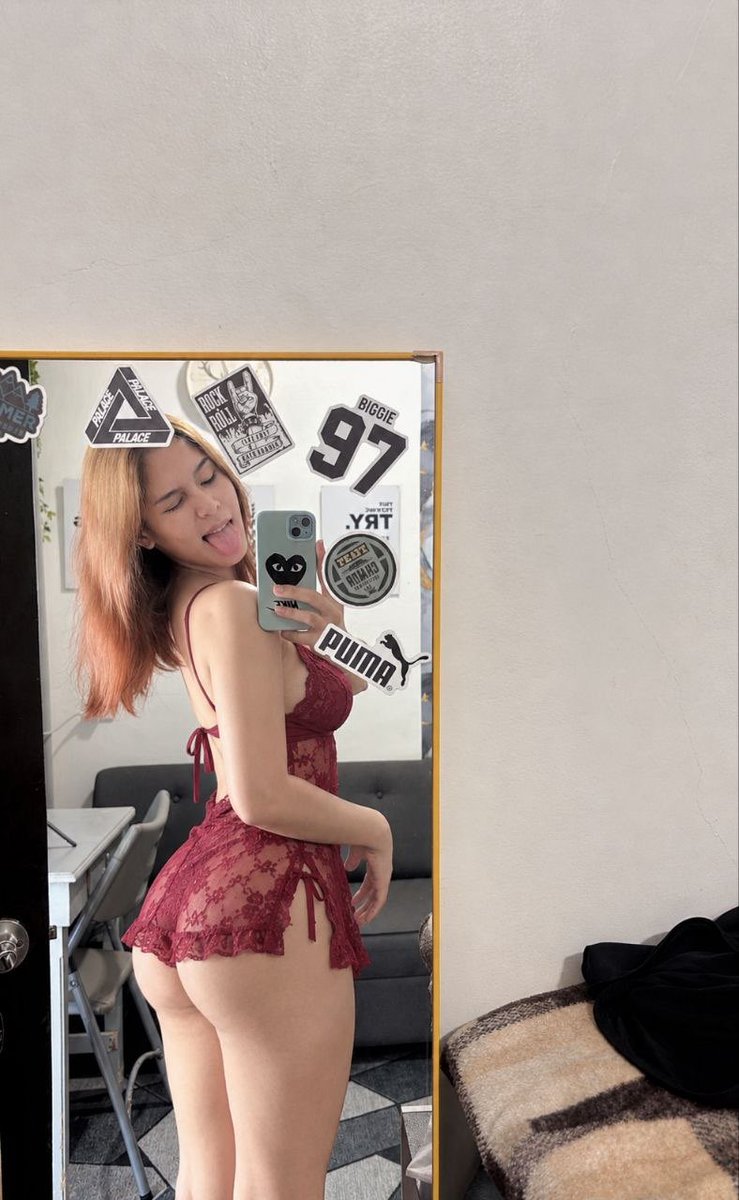 lumiquark's tweet photo. You can touch my nighty 🍑 https://t.co/f6uAeOlYCU