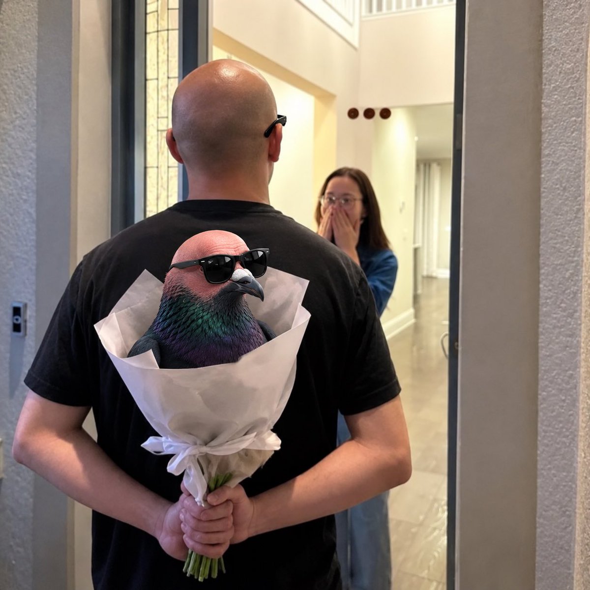 Heleyncf's tweet photo. @BALDPIGEONtx 😂🕊️ When you’re trying to bring flowers… but you ARE the flowers. 💐

$BALD ,Love comes with feathers. 🕊️😎

#BALD https://t.co/1nGgEUdsZW