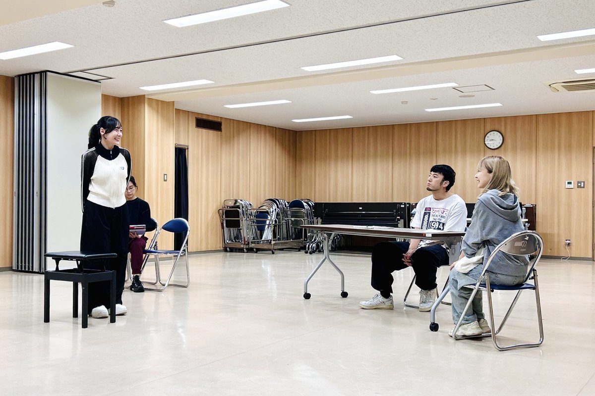 prelude_gekidan's tweet photo.
【 稽古風景📚】
◇ 第14回本公演『#AM254 』
 ̄ ̄ ̄ ̄ ̄ ̄ ̄ ̄ ̄ ̄ ̄ ̄ ̄ ̄
10月14日(水)~18日(日)
インディペンデントシアターOji
🪧 https://t.co/Z6AZsmucjE
🎫 https://t.co/IwN5HxVAHR
☁︎☁︎ Bteam ☁︎☁︎ https://t.co/xB4TS854nO
