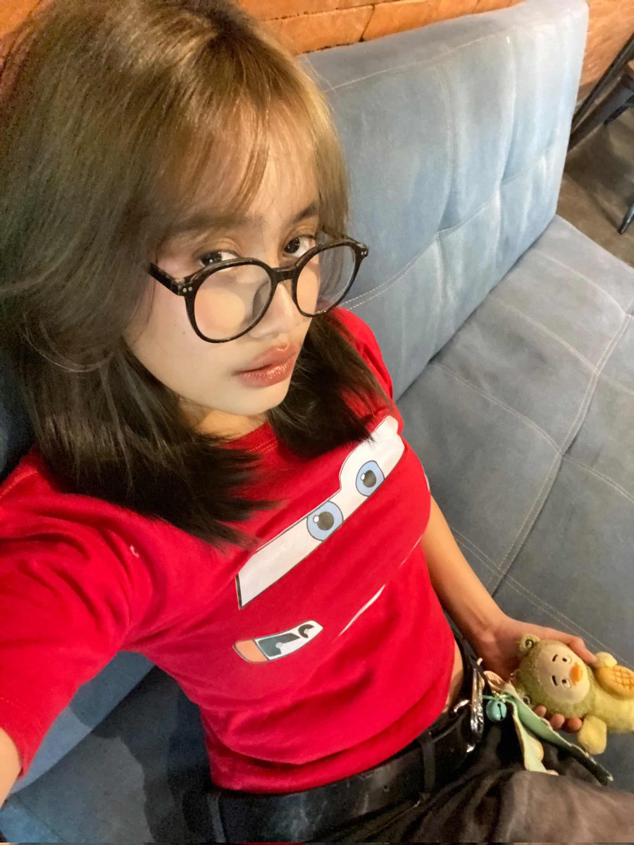 ejakkulas's tweet photo. Kenalan dari SMA, bibirnya mantep banget, dlu bondol skrg udh enggak

_
Titipan

#bahancoli #bahancrot #coli #crotinfoto #bacol https://t.co/UyLrMmON4c