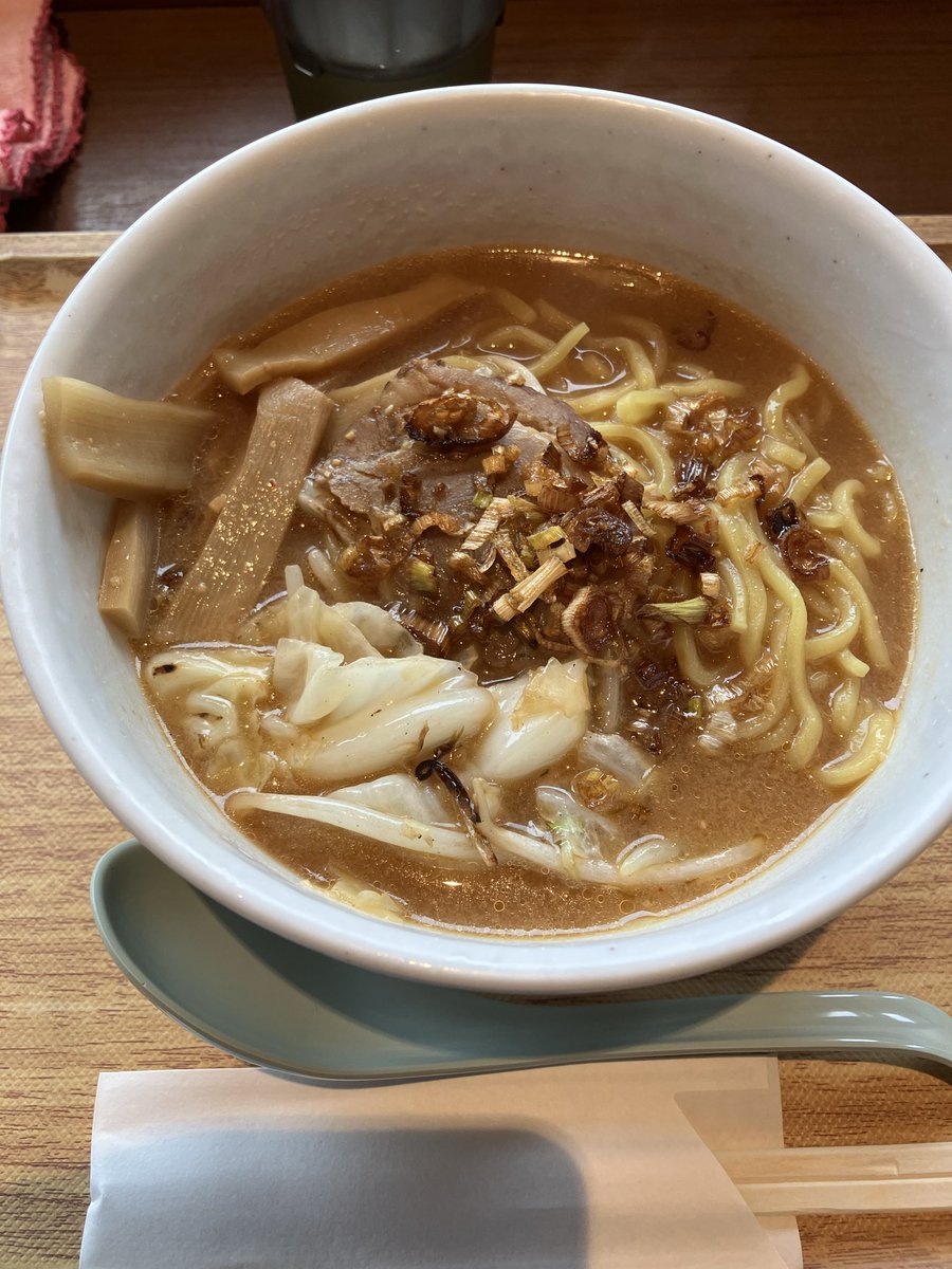 Ri_ko_0217's tweet photo. お昼は信州味噌ラーメン。 https://t.co/4aQ7I2IMhd
