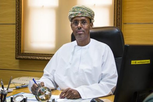 alamaliktsaad's tweet photo. 🔴 النفط العمانية للتسويق تعيّن ثلاثة رؤس��ء تنفيذيين للنمو والبيع بالتجزئة ودعم العمليات

⭕️ أعلنت شركة النفط العُمانية للتسويق تعيين جابر بن منصور الوهيبي رئيسًا تنفيذيًا للنمو . ويمتلك خبرة تزيد على 21 عامًا في قطاع الطاقة وتجزئة الوقود وتطوير الأعمال والتوسع الدولي.

⭕️ كما عيّنت حسين بن جمعة بيت إسحاق رئيسًا تنفيذيًا للبيع بالتجزئة ، مستندًا إلى خبرة تتجاوز 35 عامًا في مبيعات التجزئة والتميز التشغيلي والقيادة الاستراتيجية.

⭕️ وعيّنت محمد بن حسن المجيني رئيسًا تنفيذيًا لدعم العمليات. ويمتلك خبرة تزيد على 26 عامًا في قطاعات الطاقة والبتروكيماويات والصناعة، تشمل الحوكمة التشغيلية والمشروعات الكبرى والتحول الرقمي وحلول الطاقة البديلة.

#عالم_الاقتصاد