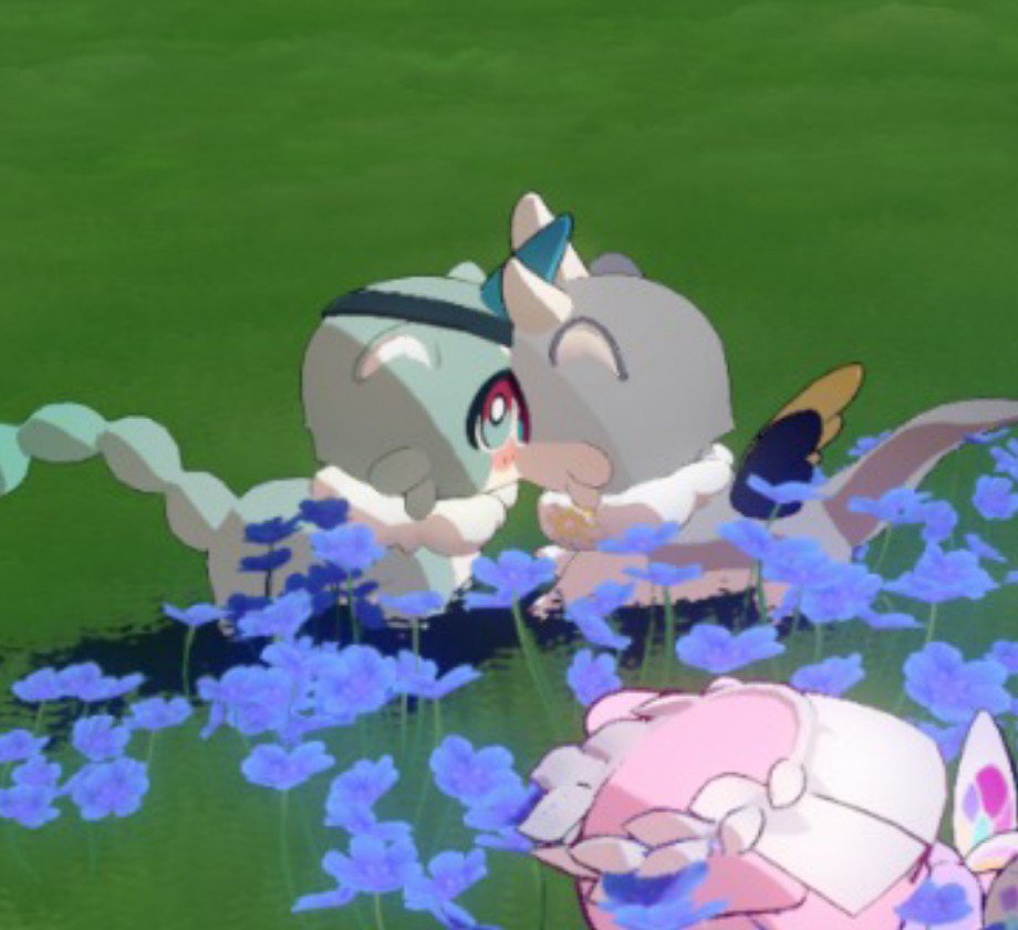 Dragilia99's tweet photo. A blooper w Vigethos doesn't know what boundaries are 
(He charges at Nanus on full speed) https://t.co/R08WOGWClE