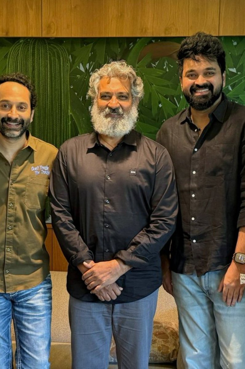 AadixMB's tweet photo. Albert Einstein biopic plan cheyochu ga @ssrajamouli 

#Varanasi https://t.co/h0bs4m8e5e