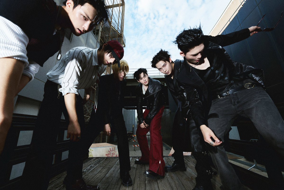 enhapopbase's tweet photo. ENHYPEN will make a comeback in November. It’s reportedly a spin-off single of ‘THE SIN’ series. https://t.co/tU3u0EUoAI
