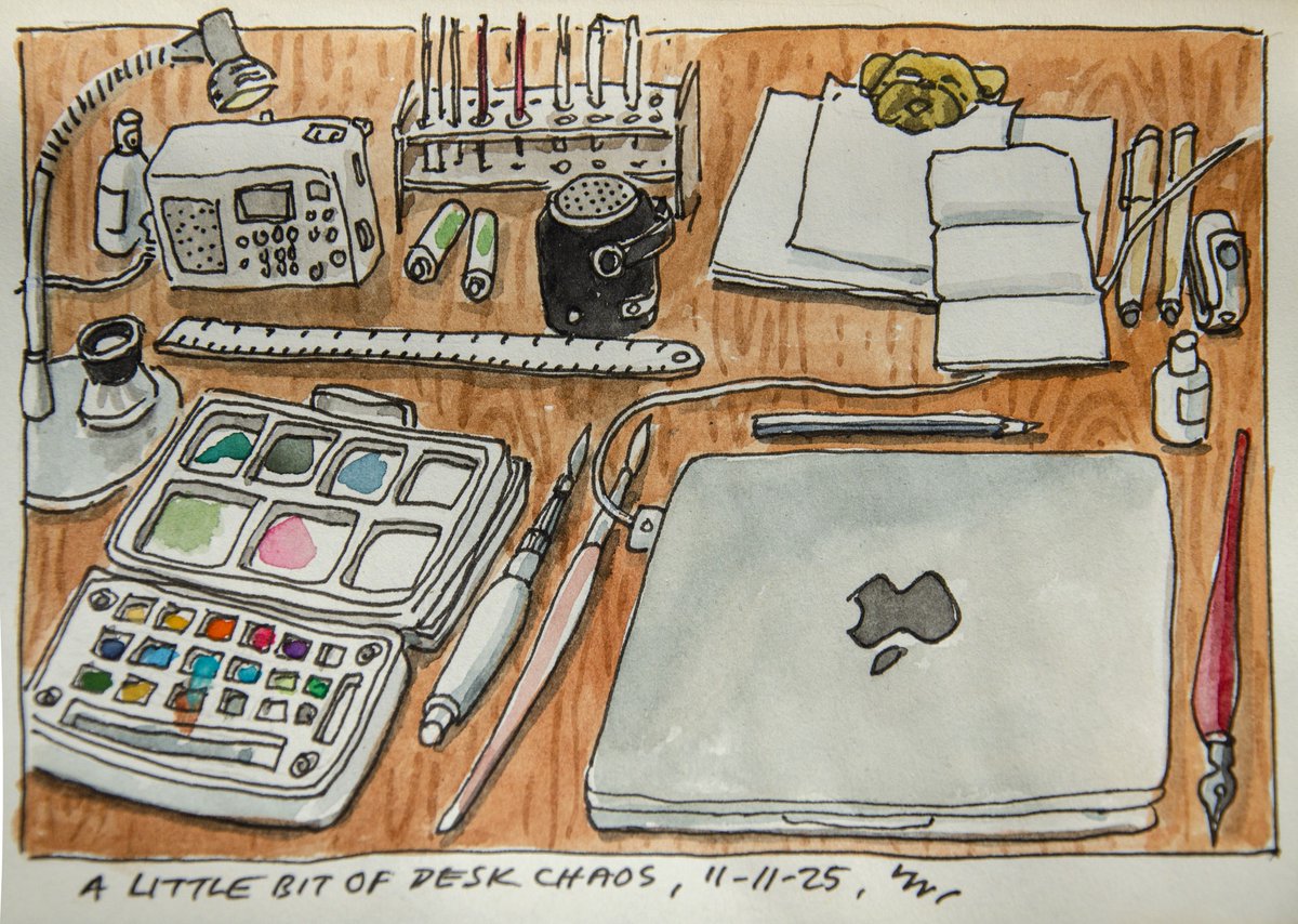 MitziePetr0k's tweet photo. Some of the clutter on a small section of my sketching table. https://t.co/VrSDuoa9zz
