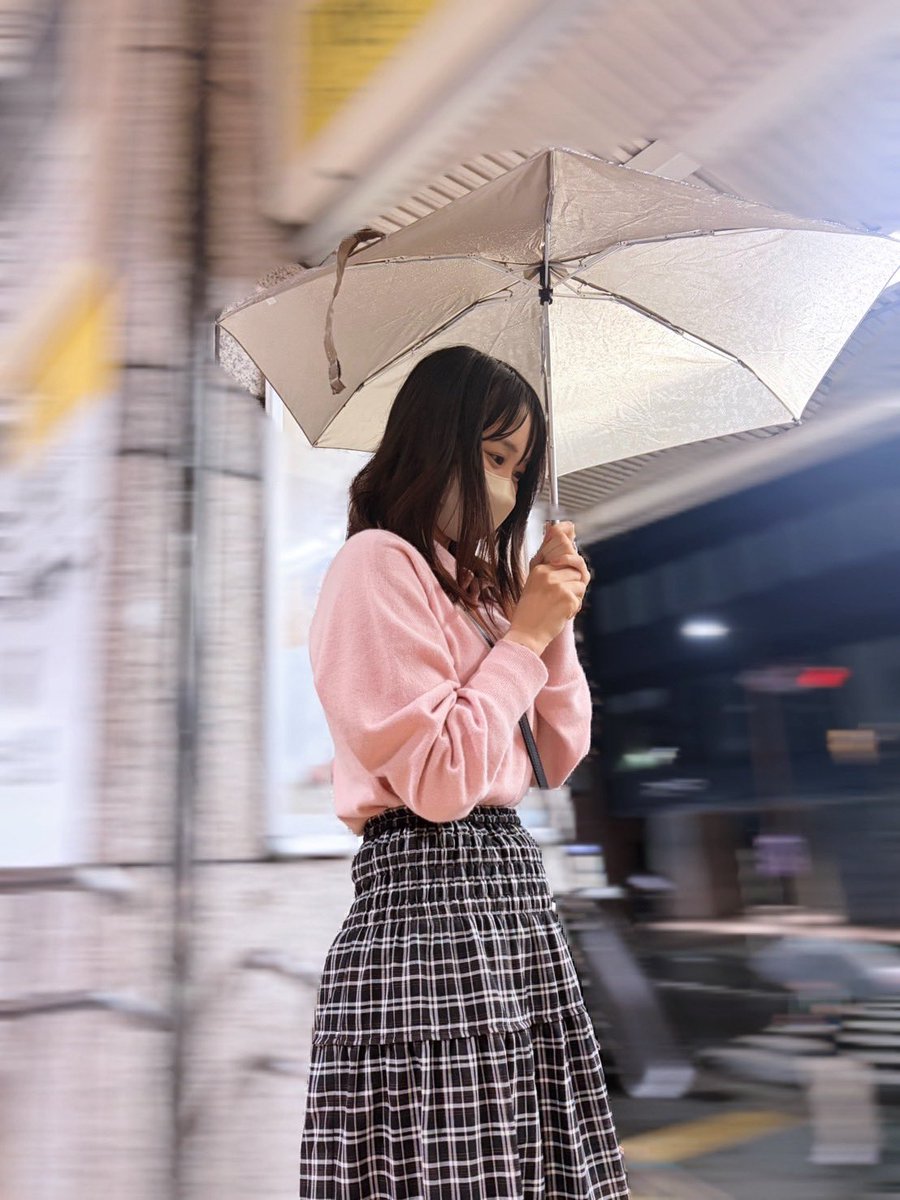 otenkinori's tweet photo. ゆるやかゆったり極秘会（月夜の会）が開催！
月影（かとし）
夜凪（菅井さん）
宵豚（オテンキのり）

じつに面白き集いでした♡

あと菅井さんの傘が小くて薄くて、かとしが凄く嬉しそうでした^_^
ご報告は以上です https://t.co/B4luWyz3PC