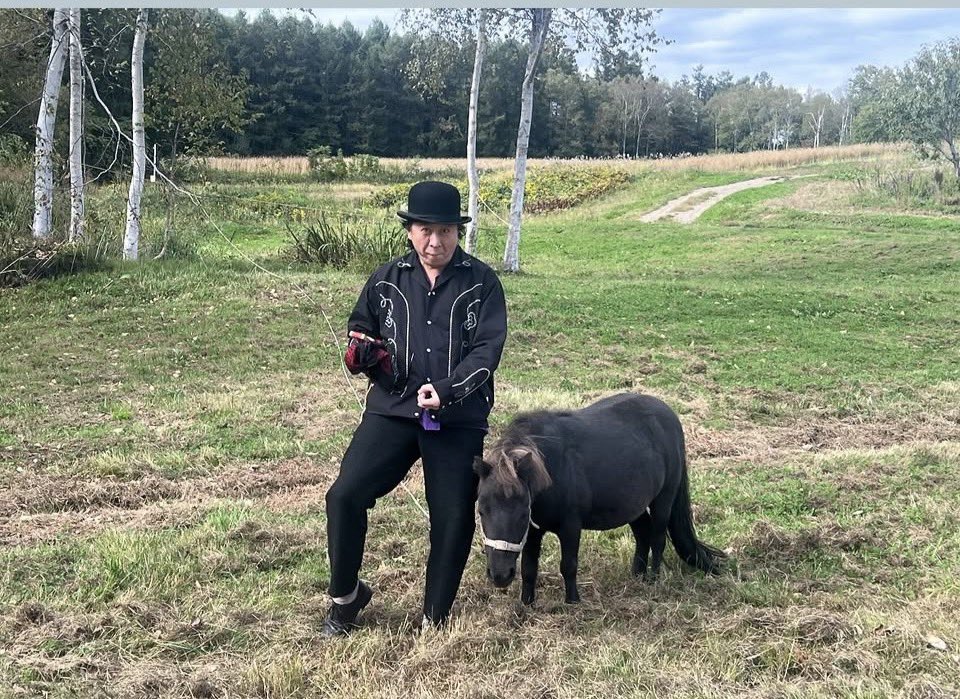 COSINORYUTA's tweet photo. 北海道ツアーで1週間ぶりの我が家は整然として綺麗だった　
昨日の夜から寝ているだけでだいぶ散らかってきた https://t.co/lNyBdOVhJu