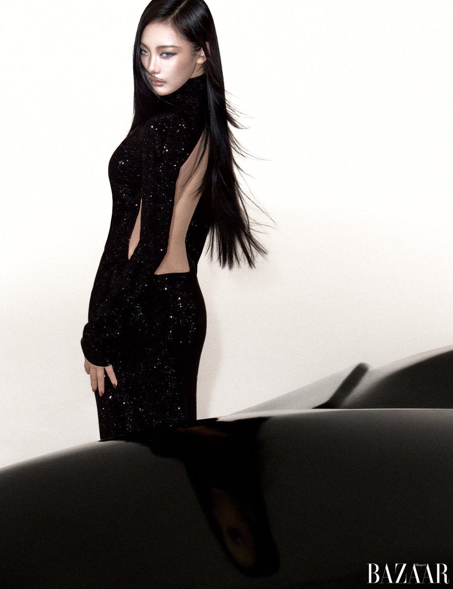 aespa_official's tweet photo. Harper's BAZAAR China with NINGNING

#aespa #æspa #에스파 
#NINGNING #닝닝
#HarpersBAZAARChina https://t.co/1LdpbTvym0