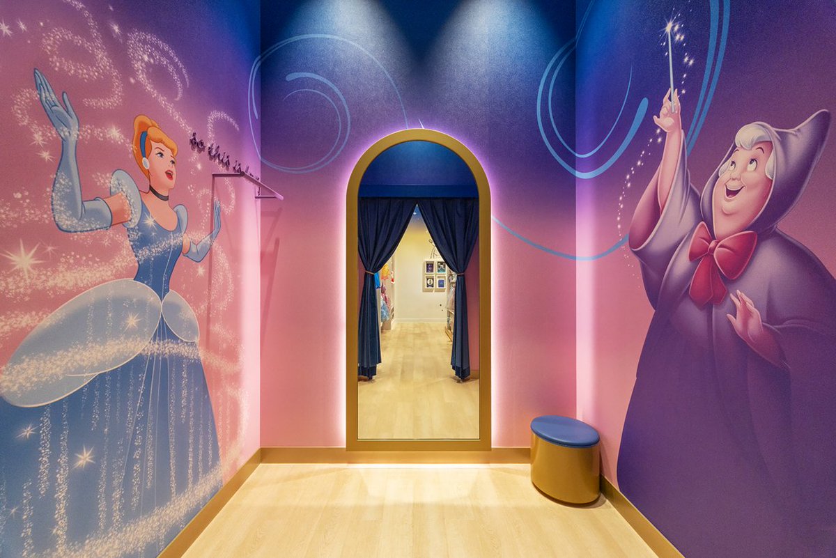 Disneystorejp's tweet photo. ／
#ディズニーストア ららぽーと富士見店が
本日(9/29)グランドオープン🎶
＼
⠀
オープン記念アイテムの販売や
プレゼントキャンペーンなどを実施🎁
⠀
ご来店をお待ちしております✨
⠀
詳細はこちら▶️https://t.co/CSFqdDrKrs https://t.co/2T92aoZlhj