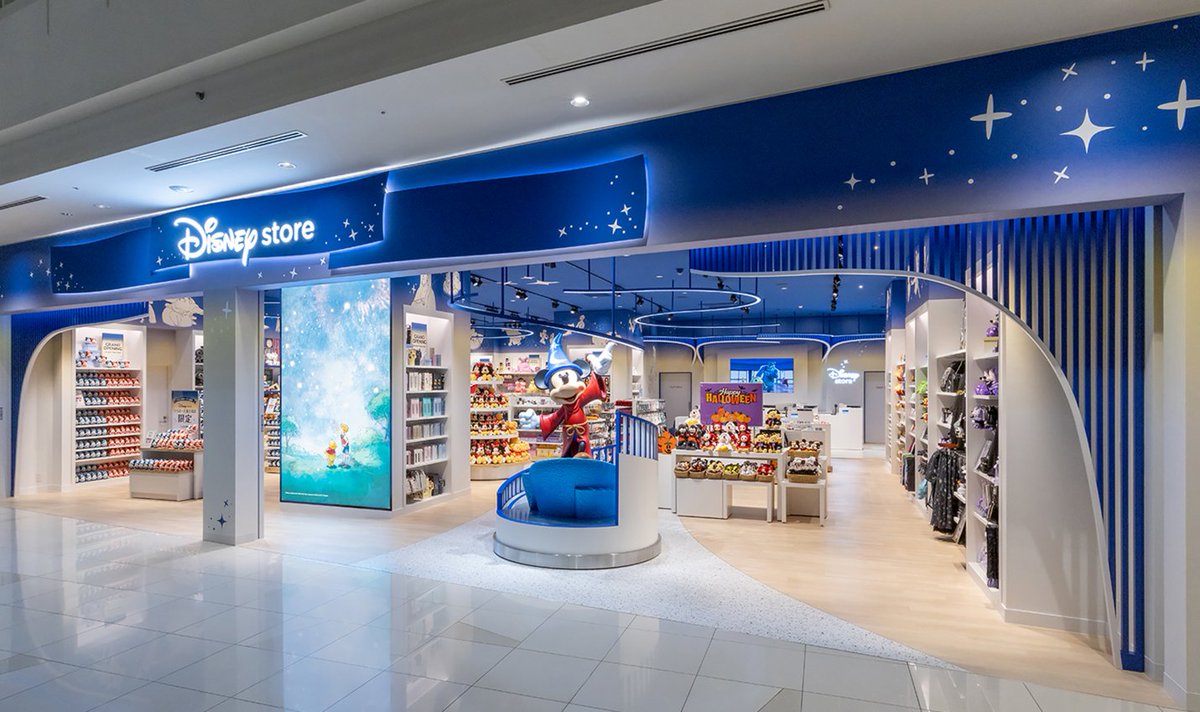 Disneystorejp's tweet photo. ／
#ディズニーストア ららぽーと富士見店が
本日(9/29)グランドオープン🎶
＼
⠀
オープン記念アイテムの販売や
プレゼントキャンペーンなどを実施🎁
⠀
ご来店をお待ちしております✨
⠀
詳細はこちら▶️https://t.co/CSFqdDrKrs https://t.co/2T92aoZlhj