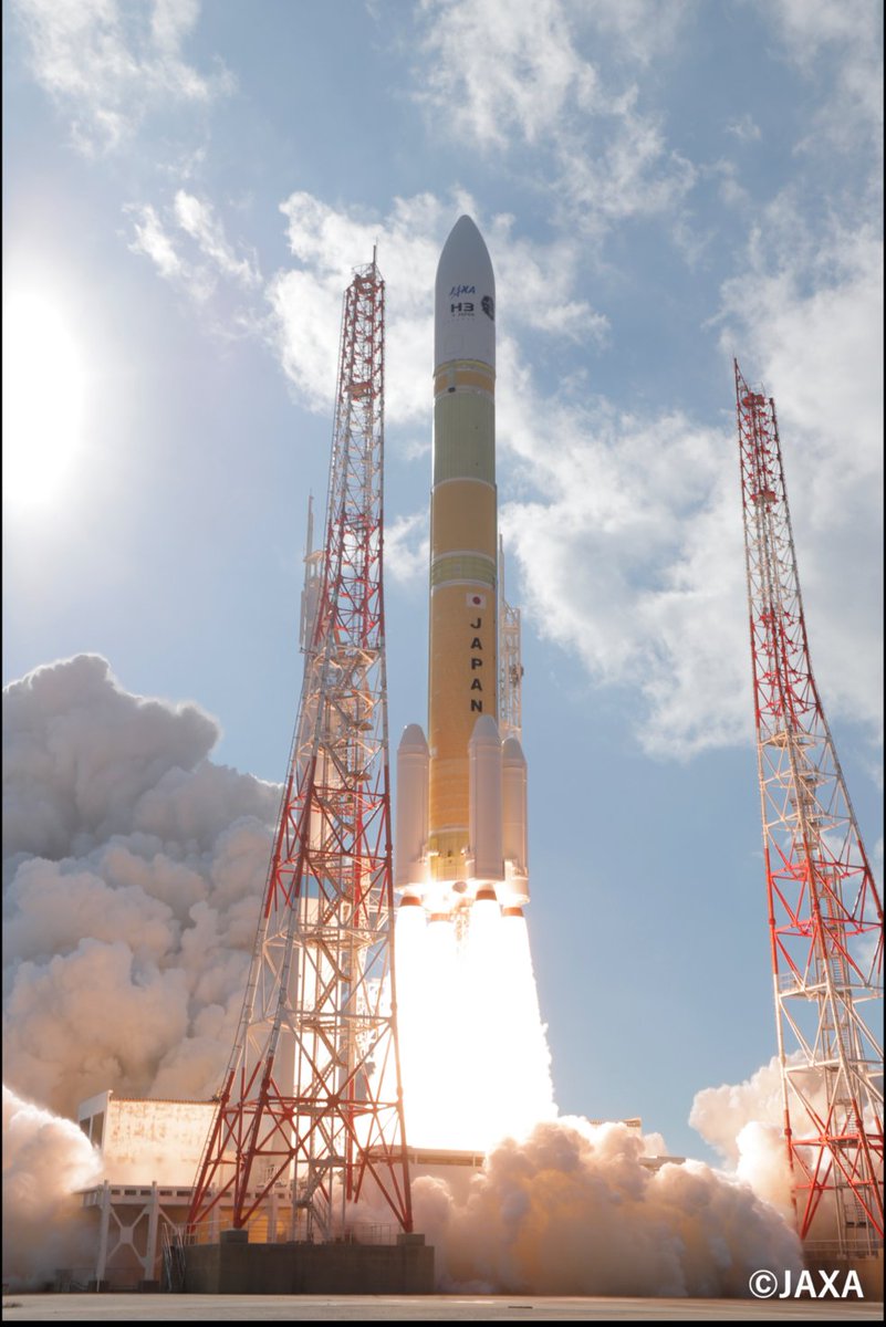 JapanGov's tweet photo. After delivering supplies, this spacecraft became a space lab. 🛰️🔬 Japan’s HTV-X1 spent about 2.5 months testing new equipment after leaving the ISS, from solar cells to a deployable panel. One flight supported life in orbit—and technology for future missions. 🌏 https://t.co/k6Bqw9ptu6