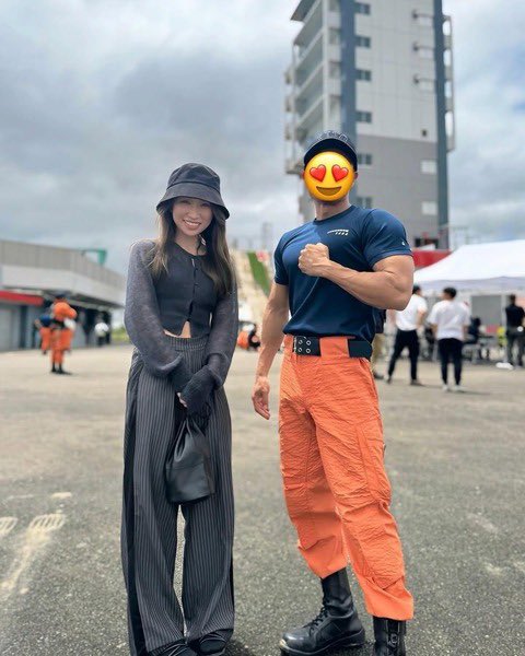 snsnokyoufu's tweet photo. 消防士の「意味のある筋肉」に女子がメロりまくるｗｗｗｗｗｗｗｗｗｗｗｗ

これは男でも惚れるわｗｗｗｗ https://t.co/XeHQrNsbWn