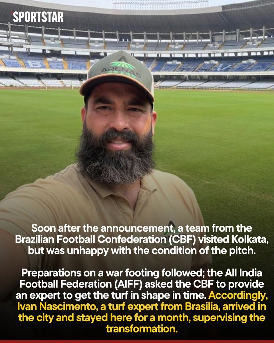 sportstarweb's tweet photo. 𝐓𝐡𝐞 𝐒𝐚𝐥𝐭 𝐋𝐚𝐤𝐞 𝐒𝐭𝐚𝐝𝐢𝐮𝐦’𝐬 𝐩𝐢𝐭𝐜𝐡 𝐝𝐢𝐝 𝐧𝐨𝐭 𝐥𝐨𝐨𝐤 𝐜𝐨𝐧𝐝𝐮𝐜𝐢𝐯𝐞 𝐰𝐡𝐞𝐧 𝐭𝐡𝐞 𝐝𝐚𝐭𝐞 𝐰𝐚𝐬 𝐚𝐧𝐧𝐨𝐮𝐧𝐜𝐞𝐝 𝐟𝐨𝐫 𝐈𝐧𝐝𝐢𝐚 𝐯𝐬 𝐁𝐫𝐚𝐳𝐢𝐥 🇮🇳🇧🇷

Soon after the announcement, a team from the Brazilian Football Confederation (CBF) visited Kolkata but was unhappy with the condition of the pitch 🏟️

Ivan Nascimento, a turf expert from Brasilia, arrived in the city and stayed for a month, overseeing the transformation 🤝

Here’s how the pitch was finally readied for the match on October 3 in Kolkata ➡️ https://t.co/PDEdu73vU4 

✍️: @Adistweets | 📸: Ivan Nascimento

#IndianFootball #Kolkata #IndiavsBrazil