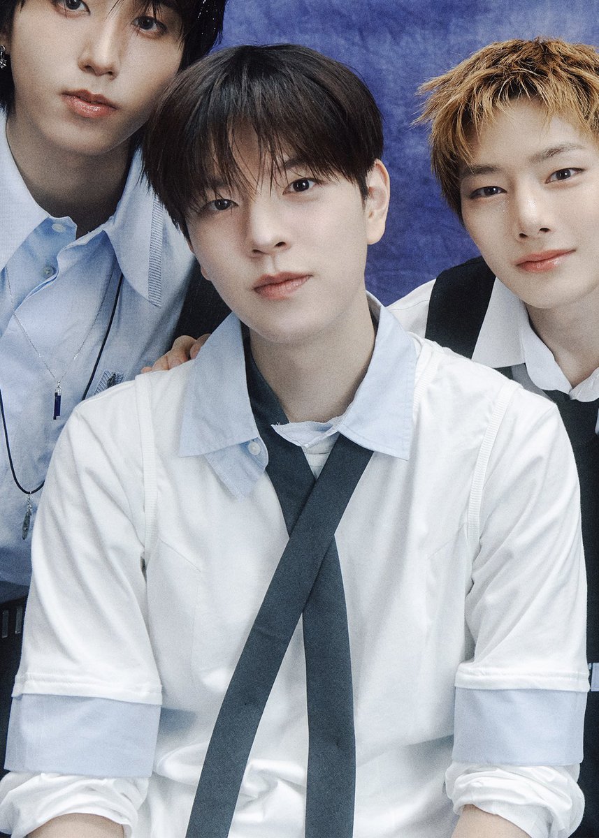 sminiverse_'s tweet photo. 2027 시즌그리팅 승민 비주얼 너무 좋음 완전 훈남이세요 https://t.co/n0XMhUZVua