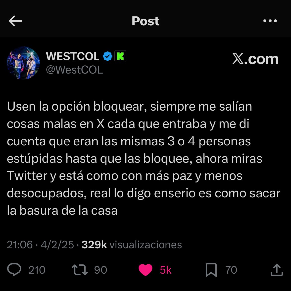 Srgexzz's tweet photo. ¿Será que @WestCOL ya olvido que existe la opción de bloquear? por que para alguien que decía que bloquear a tres o cuatro persona le daba paz, lo veo demasiado pendiente de @SpreenDMC y de sus fans. JAJAJA imagínate tener millones de seguidores y estar pendiente a ese fandom https://t.co/NJGijzvAfL
