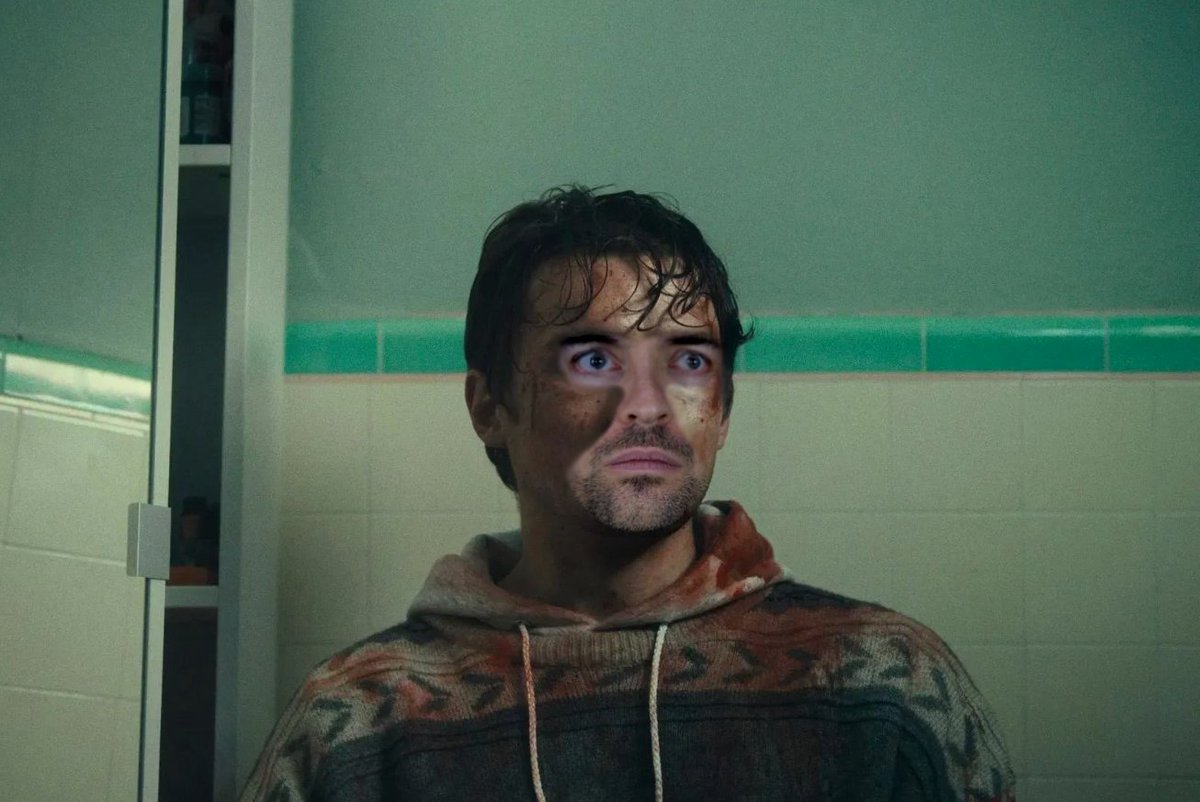 Prancer3301's tweet photo. I was gonna do Jack as Bear, but I couldn't figure out how to match his skin tone, shadows, and blood stains, which is a shame because I really like how the perspective turned out. https://t.co/4TNit9tJPz