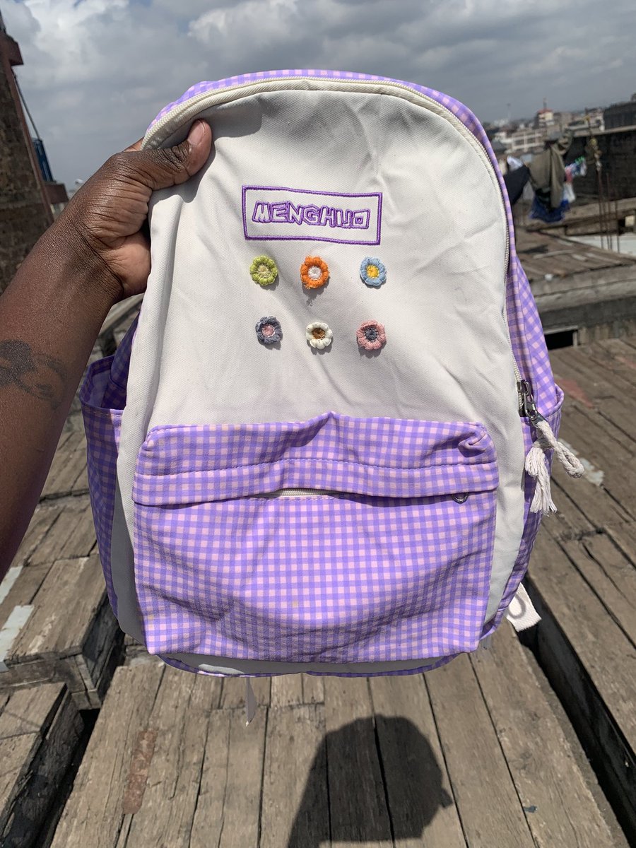 zimearrest's tweet photo. i am selling this thrfited backpack at 750 only. dm for enquiries https://t.co/OnrBmona4P