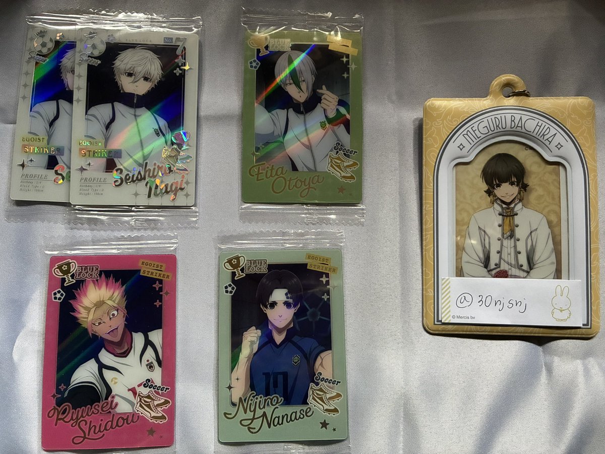 30njsnj's tweet photo. 【交換 譲渡】ブルーロック ウエハース6

譲)画像1枚目

求)画像2枚目(👑>💖>💗)

まとめて交換していただける方優先とさせていただきます。
返信にはお時間いただきます、ご了承下さい。

お気軽にお声掛けください。 https://t.co/RUUKjcpQMv