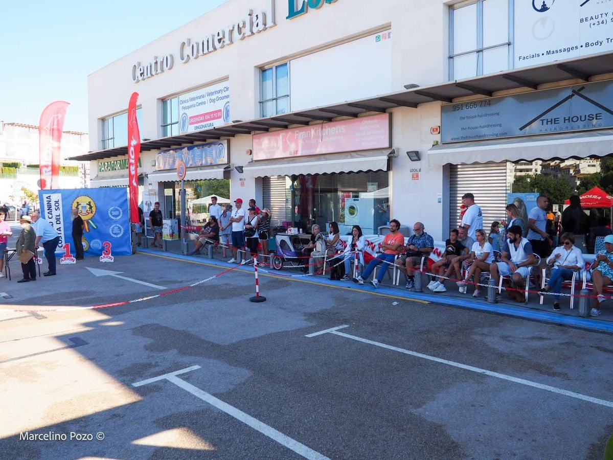 SocCaninaCSol's tweet photo. Socios , expositores , criadores y aficionados al mundo del perro, se aproxima la fecha de cierre para el Concurso Nacional Canino , Centro Comercial Los Olivos en Cala de Mijas , Málaga .Comenzamos la temporada de otoño con este concurso. #calademijas #exposicionescaninas https://t.co/7Dv3WX8tJF