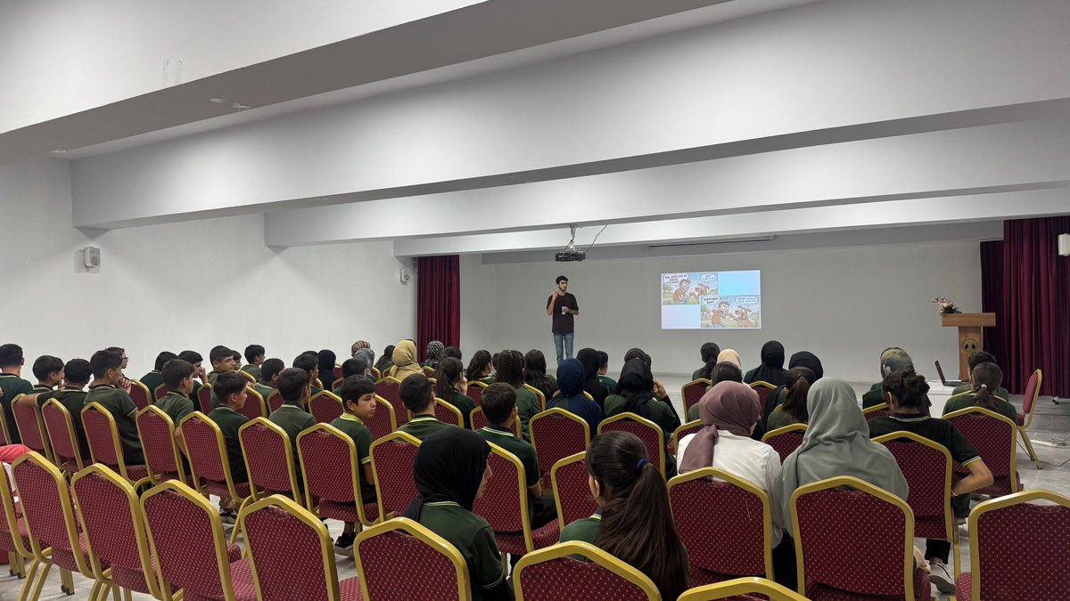 HasankeyfTSM's tweet photo. Hasankeyf Toplum Sağlığı Merkezi personelleri tarafından “Dünya Kuduz Günü” Etkinlikleri kapsamında Hasankeyf Saklı İlkokulu,Hasankeyf İmam Hatip Ortaokulu ve Hasankeyf İmam Hatip Lisesinde öğrencilere ve öğretmenlere yönelik eğitim verildi.
@batmanilsaglik https://t.co/S7zVvjItug
