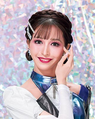 3onvyu's tweet photo. ✨✨デチャウンデス❣️
【テレビ】日本テレビ「ヒルナンデス！」出演のお知らせ | ニュース | 宝塚歌劇公式ホームページ https://t.co/UGV2XSWCWU https://t.co/E3NRR1scSM