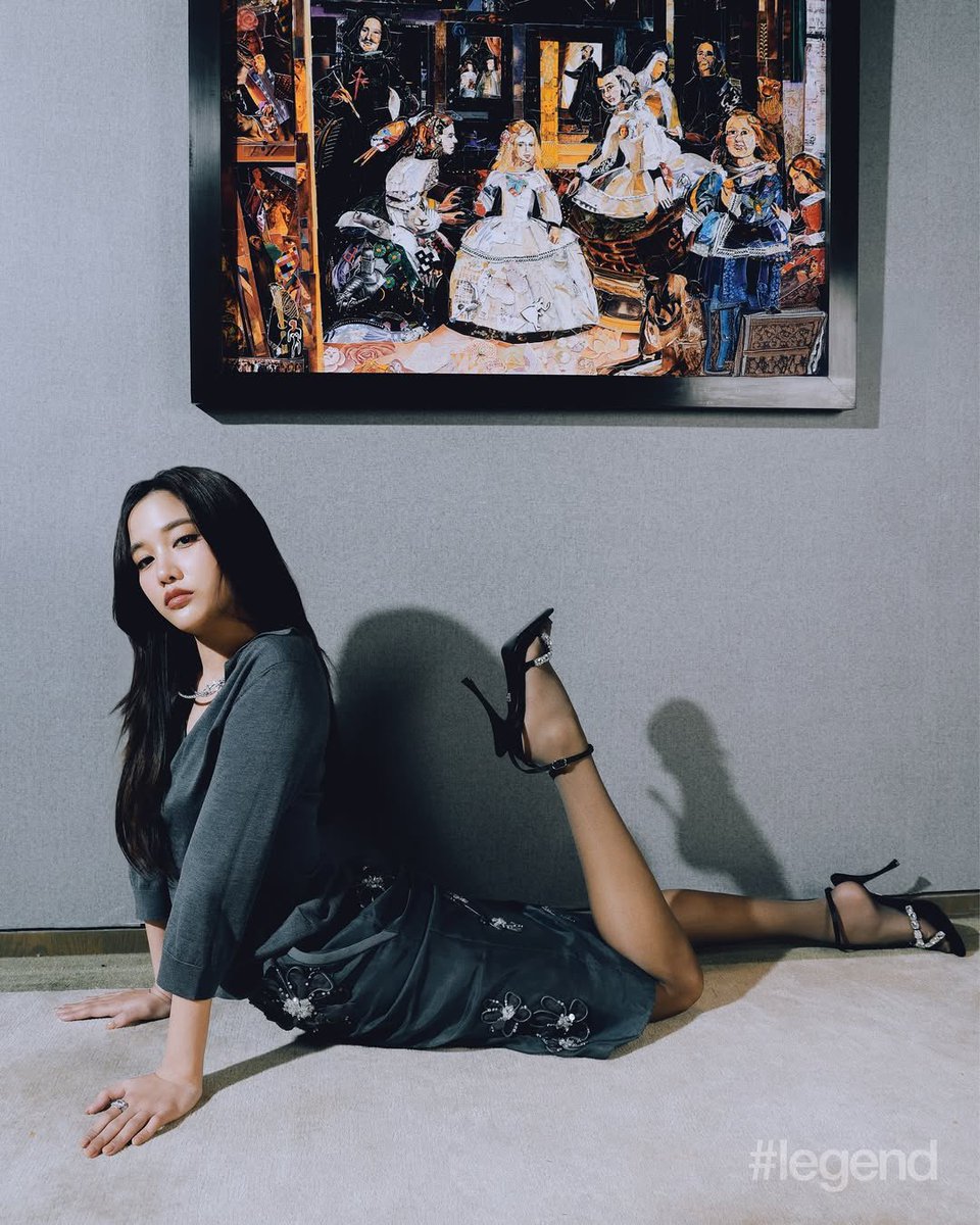 freenxbecbec's tweet photo. this photoshoot of freen tho whoremembers 🫦 https://t.co/C5hFB3xZfl
