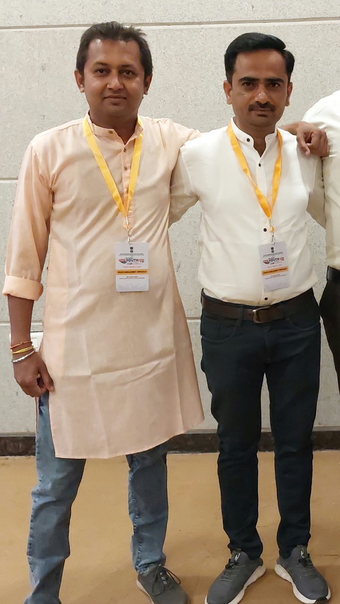 MehulDodiya30's tweet photo. મારા ભાઈ સમાન પરમ મિત્ર અને બરવાળા તાલુકા ભા.જ.પા પ્રમુખ શ્રી @HitendrasinhDay ને જન્મદિવસ ની હાર્દિક શુભકામનાઓ..💐.. https://t.co/1FhgKVTNO2