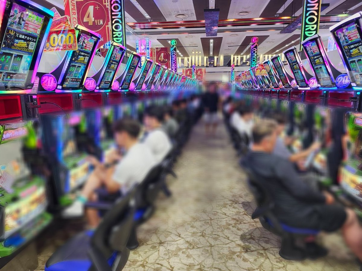 FULL777SPIN's tweet photo. 【総評】
9/19 SUPERCONCORDE
💎フルスロットルスピン💎

静岡の激戦の中心であり
始まりの場所でもある
SUPERCONCORDEで
💎フルスロットルスピン💎

今回はAタイプを中心に圧倒的な景色が広がった。
全体の平均回転数約4,200G越えという優秀な数字。
今回の主役を飾ったのは『ミスター.クレア』といったA・BT機。
ミスターに関してはが平均回転数8,700G越えと間違いのない結果となった。
定番となりつつある『カバネリ海門』も平均回転数6,000G弱と存在感を見せてくれた。

次回の開催予定は来月。
【さぁアクセル全開でいこう】　　pr