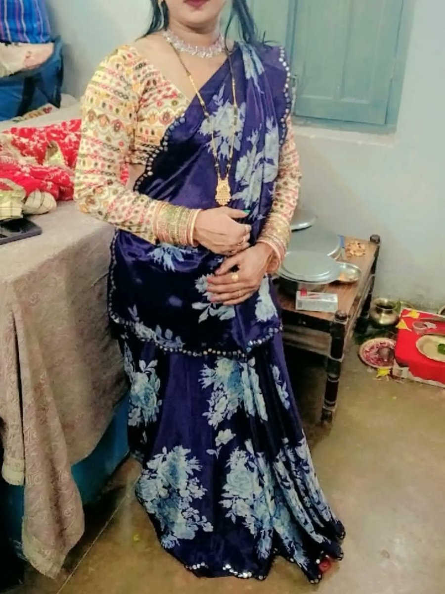 GayleAlerc8's tweet photo. No matter how modern the world becomes, nothing can compare to a sari—not even the latest fashion! https://t.co/lMz9asKi8F
