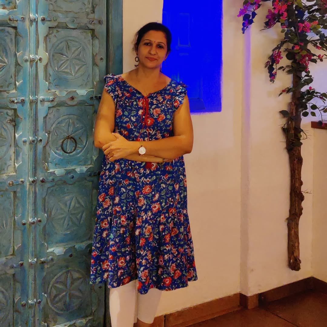 trulyneenu1's tweet photo. Good morning 🌸✨ Starting the day with confidence, comfort, and a little floral charm. Wishing you a beautiful day ahead. 💙

#GoodMorning #OOTD #Fashion #Style #FloralDress #WomenInFashion https://t.co/pGtMQS0ODp