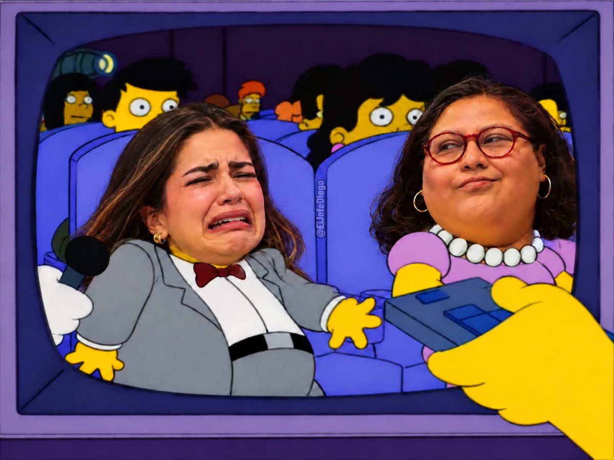 EIJefeDiego's tweet photo. Mira, @CitlaHM: podemos ver el momento exacto en que se le rompe el corazón a @AndreaChavezTre. https://t.co/r7BdHbE06m