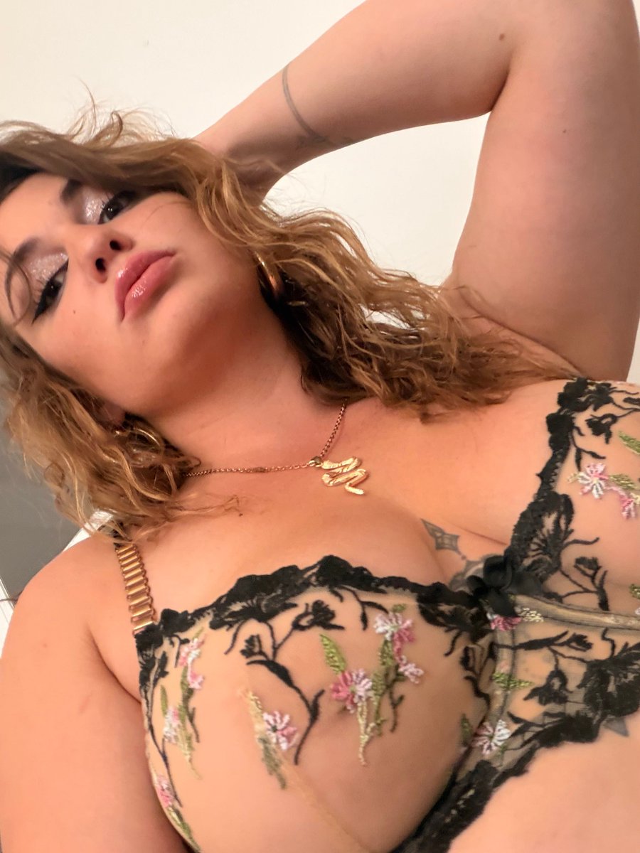 Elisaa_off's tweet photo. Bien dormi ? 🤭 https://t.co/yllfa6ZA9y