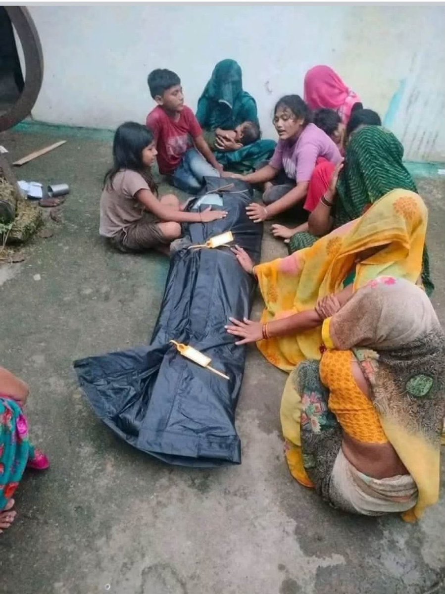 Iamshuklavikas's tweet photo. This is real institutional murder. Deva Dwivedi trapped in SCST act and he couldn’t cope with it and committed suicide.

New day new victim of Modi Act .

Another meaningful life has been lost.

#ScrapSCSTAct https://t.co/IMnaEFhJs2