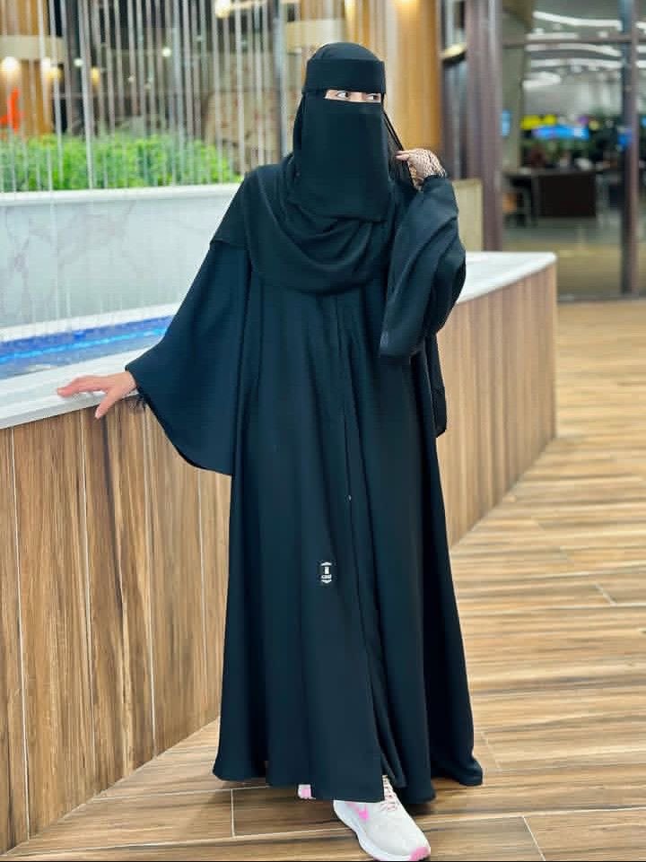 ExposeDhonifan's tweet photo. According to Feminist

This is Oppression         This is Freedom https://t.co/EIYizxfdhO