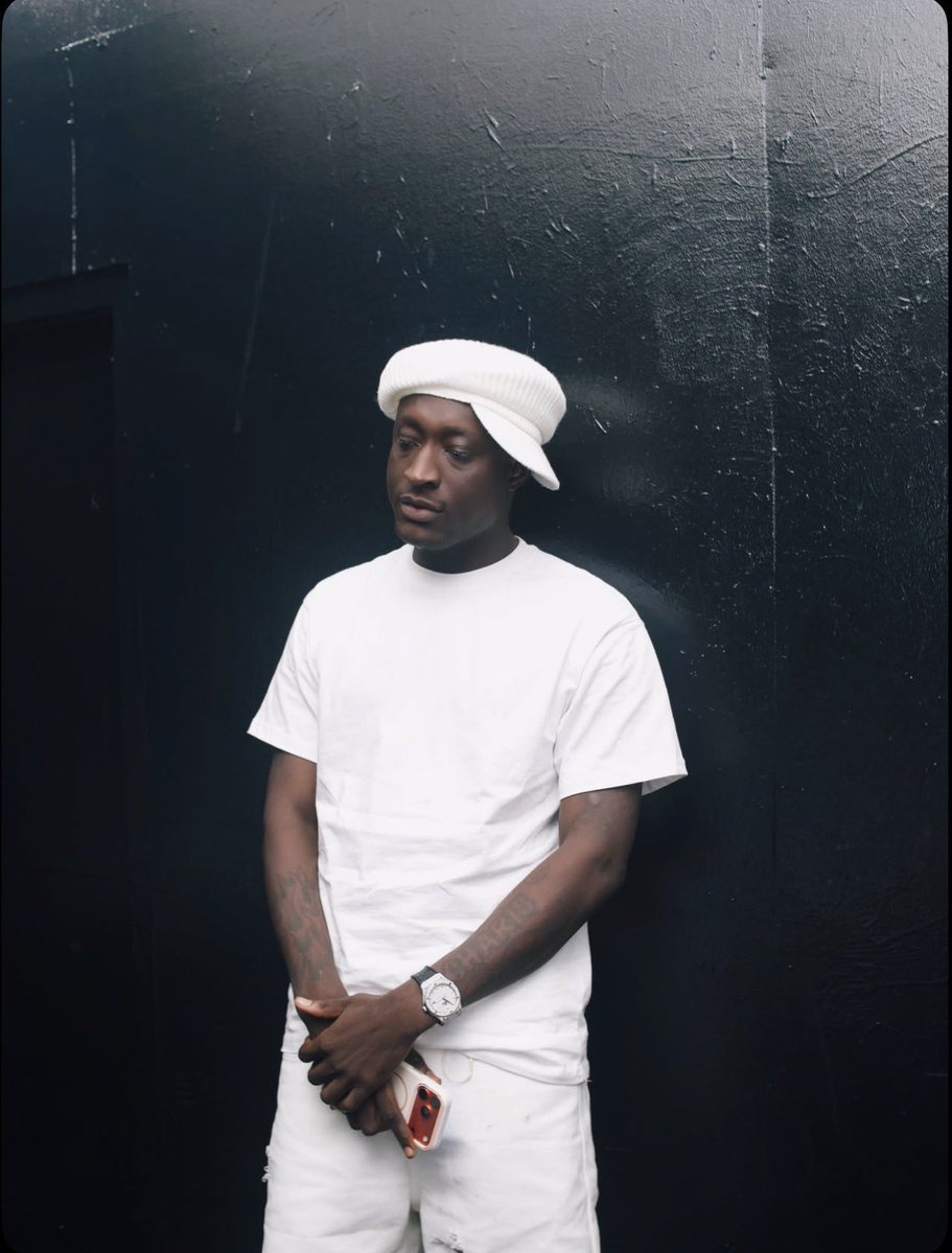 TheDamiForeign's tweet photo. Happy 25th birthday to the biggest streamer in Africa, Carter efe. 🎉🎂

Say a prayer for him🙏 https://t.co/NwPMtclY9I