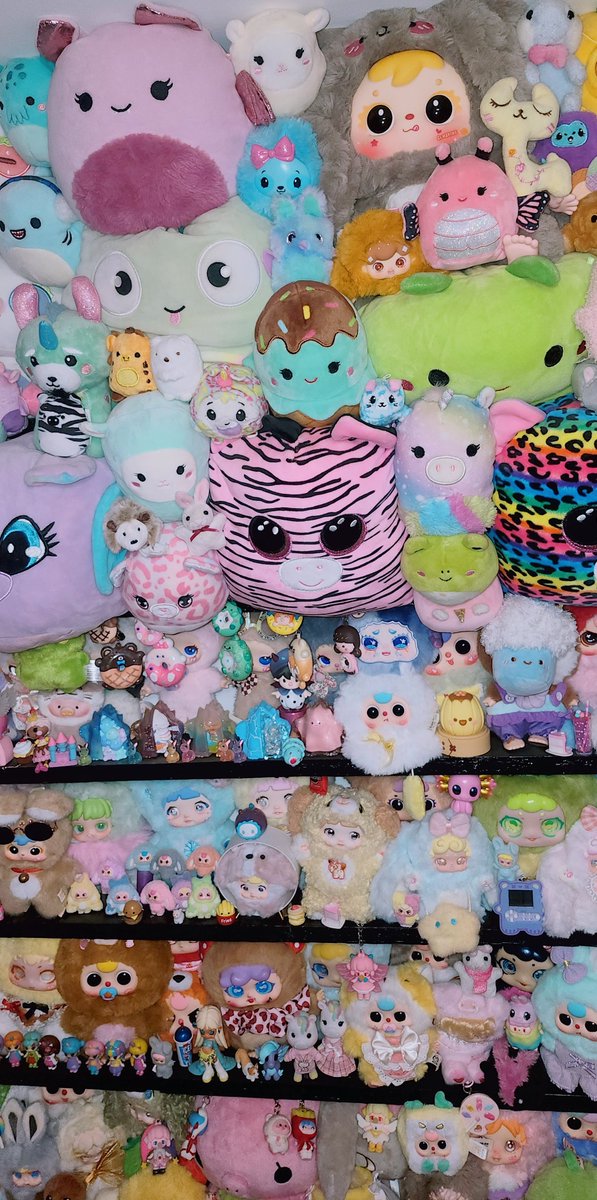 Miichel701's tweet photo. #squishmallows #squishmallow #babythree #myroom #stuffedanimal #kawaii #toys #toy #collection #collectibles #toycore #toywave #collector #toycollector #decor #aesthetic #plush #plushies #stuffedanimals #stuffed #plushcore #toycollection #toyroom #maximalist #maximalism #lifestyle https://t.co/CSvDlErDTh